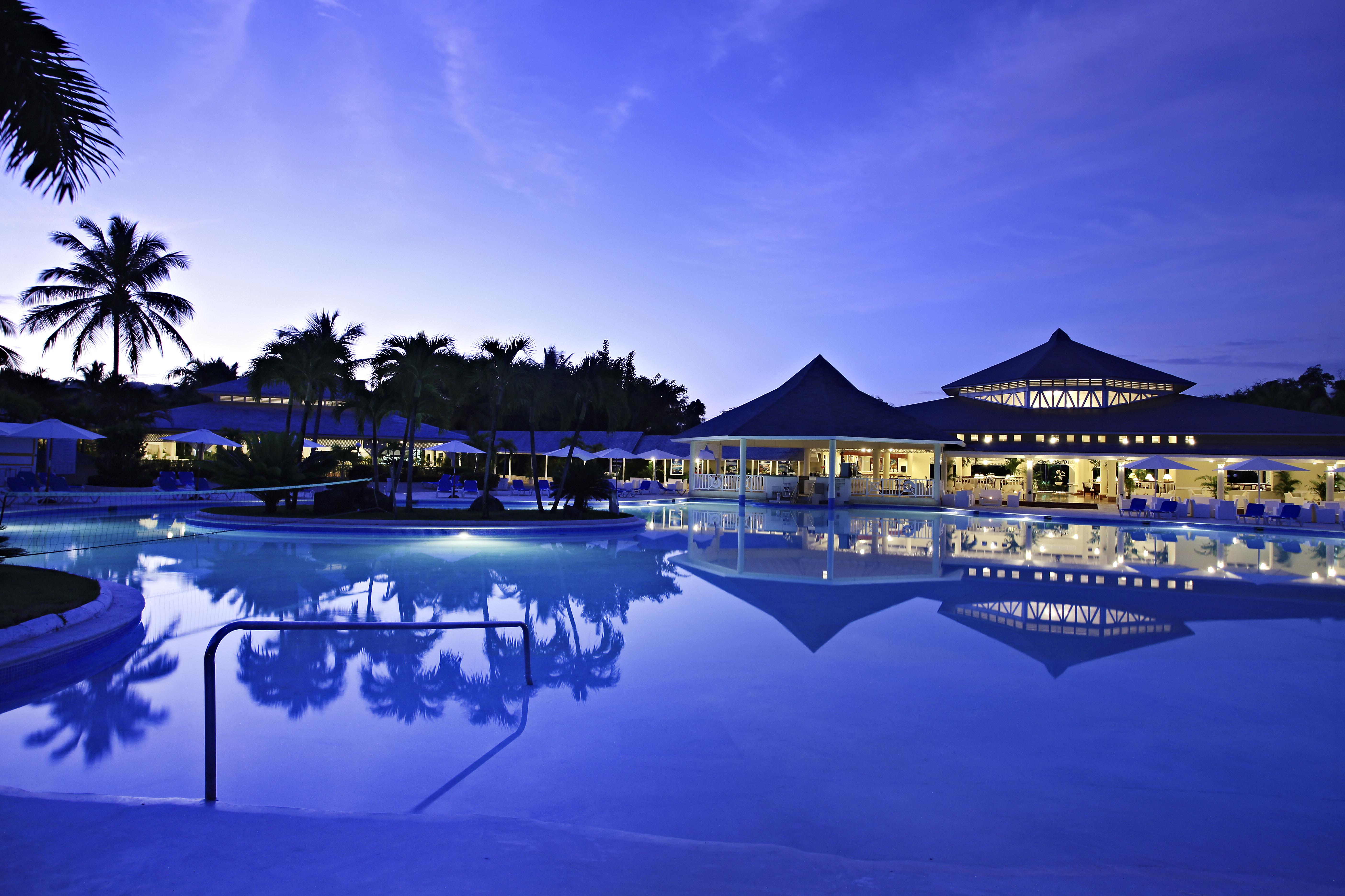Bahia Principe Grand San Juan Hotel Río San Juan Exterior photo
